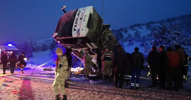 Türkiyədə sərnişin avtobusu aşıb: xeyli sayda yaralı var