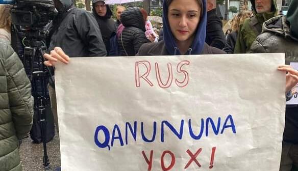 Parlament qarşısında etiraz aksiyası keçirilir