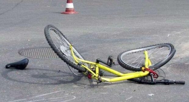 Sabirabadda avtomobil velosipedçini vuraraq öldürüb