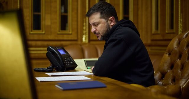 Zelenski Çili Prezidenti ilə telefonla danışıb