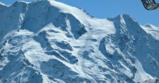 İki alpinist Himalay dağlarında üç günlük axtarışlardan sonra XİLAS EDİLDİ – FOTO