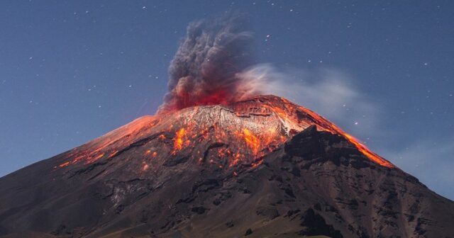 Meksikada Popokatepetl vulkanı son sutka ərzində 12 dəfə püskürüb