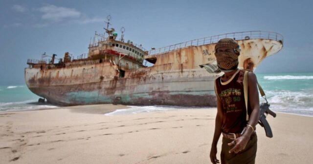 Nigeriya Qvineya körfəzində dəniz quldurluğu ilə mübarizəni davam etdirir