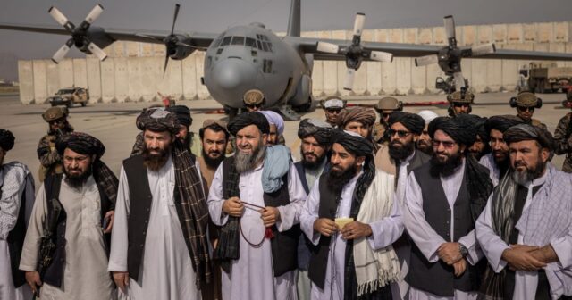 Taliban qadın işçilərə qadağa qoyub