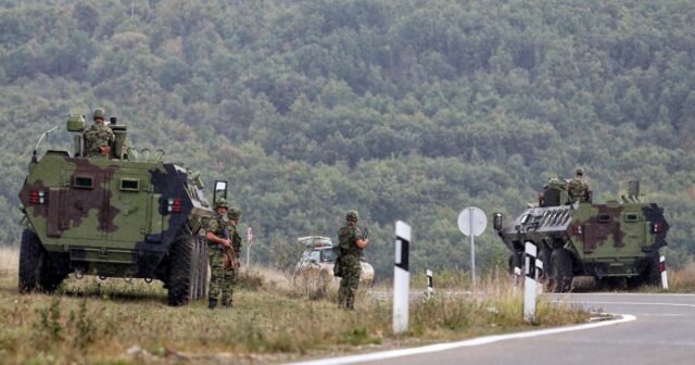 Serbiya ordusu Kosovo sərhədinə yerləşdirilir