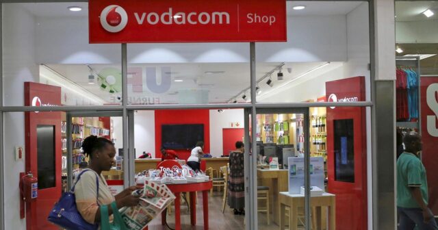 Vodafone 11 000 işçini ixtisar edir