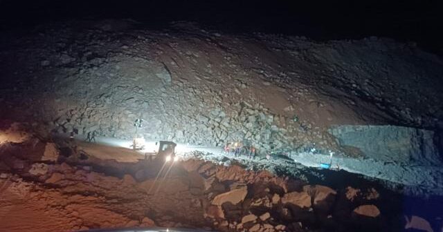 Türkiyədə mədəndə torpaq sürüşməsi: 1 ölü, 3 yaralı var