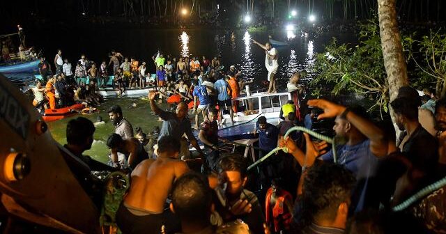 Hindistanda turist gəmisi batıb: Ən azı 21 nəfər ölüb
