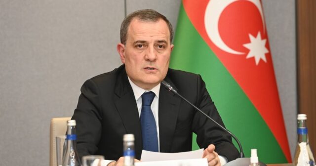 Ceyhun Bayramov Rusiyaya işgüzar səfərə yola düşüb