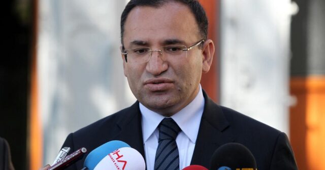 Türkiyəli nazir: “Bu gün xalq gələcəyimiz üçün qərar verəcək”