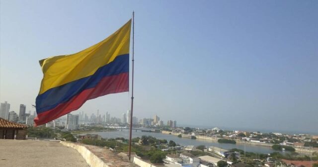 Kolumbiya 5 ildən sonra Cənubi Amerika Millətlər İttifaqına qayıtmağa qərar verir