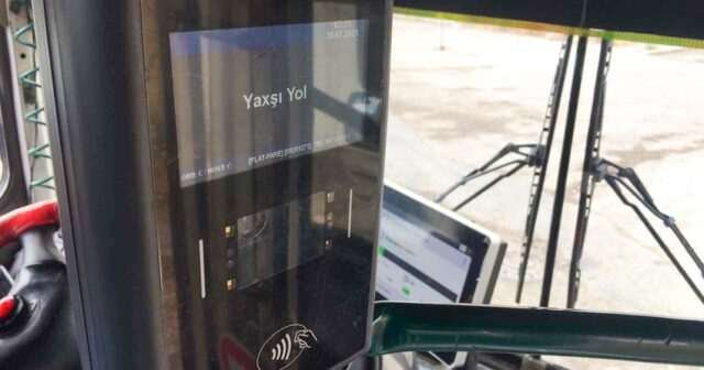 Bakıda avtobuslarda nağdsız ödəniş üçün yeni mobil tətbiq hazırlanıb