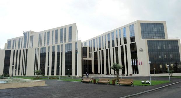 Moskva Dövlət Universitetinin Bakı filialı qəbul elan edib