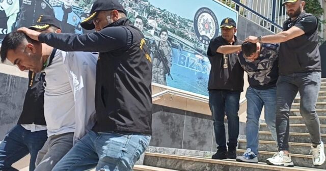 Çayxanaya basqın edənlər səhv adamı öldürüblər