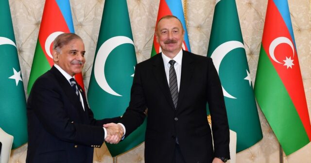 Azərbaycan Prezidenti Vətən müharibəsi dövründə dəstəyə görə Pakistanın Baş nazirinə təşəkkür edib