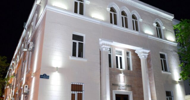 Məhkəmə-Hüquq Şurası yenidən formalaşdırılıb – SİYAHI
