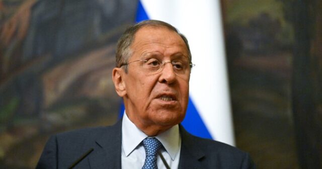 Lavrov təcrübəsizlik, yoxsa biclik etdi? – Köməkçisi ona irad tutdu, çünki…