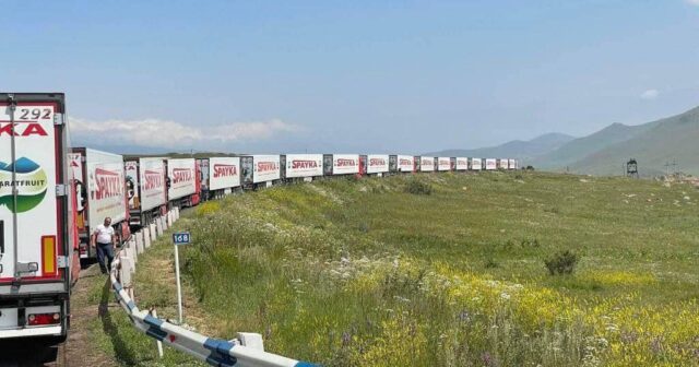 “Rəsmi Bakının Qarabağdakı erməni əhalisinin təminatının Ağdam yolundan həyata keçirilməsi təklifi dəyişməz olaraq qalır”