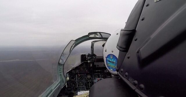 Ukraynalı pilotlar Polşa və Danimarkada F-16 təlimi keçəcəklər
