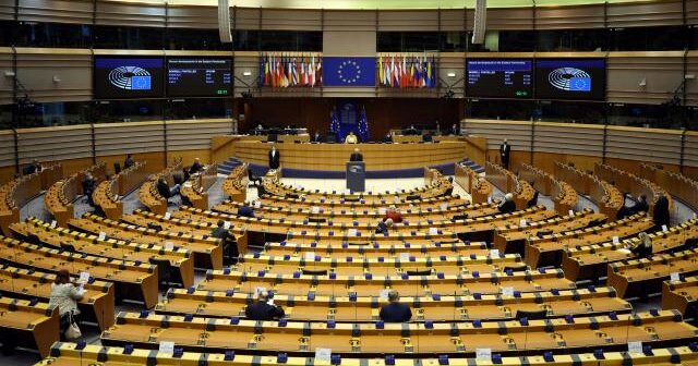 Avropa Parlamentində deputatların sayı 720-yə yüksələcək