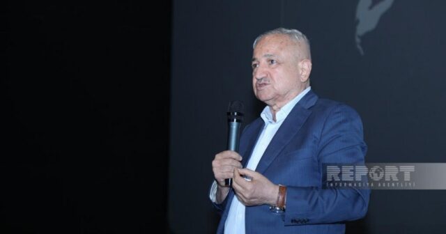 Vaqif Mustafayev 2-ci dərəcəli “Əmək” ordeni ilə təltif edilib