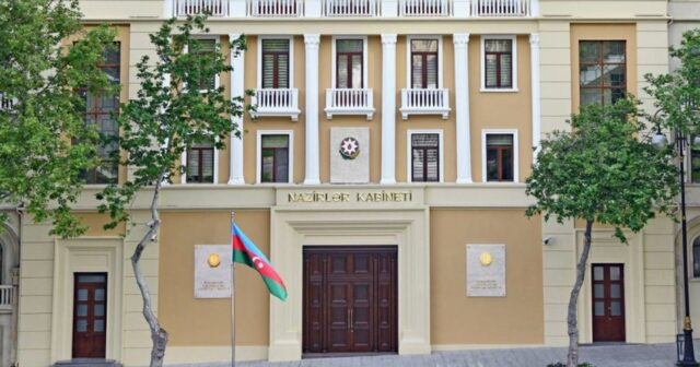 Nazirlər Kabineti notariat hərəkətləri ilə bağlı qərarlar verib