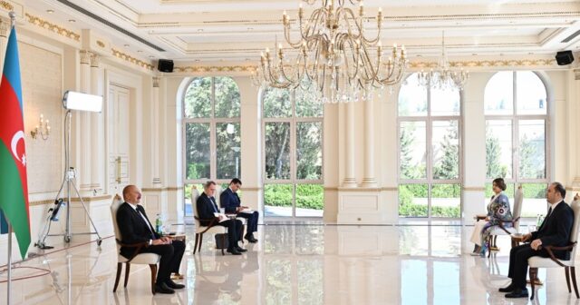 Azərbaycan Prezidenti Tacikistanın yeni səfirinin etimadnaməsini qəbul edib