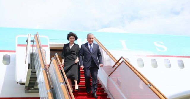 Şavkat Mirziyoyevin rəsmi qarşılanma mərasimi keçirilib