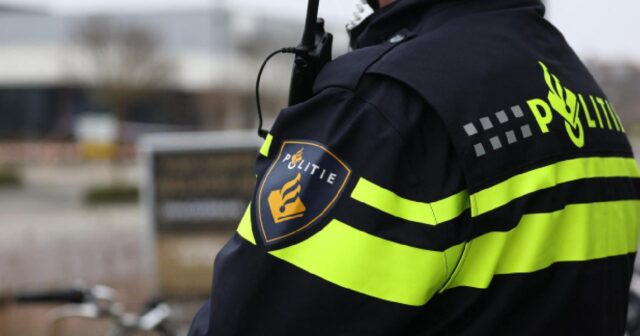 Hollandiyada polis zorakılığı nəticəsində 100-ə yaxın insan həyatını itirib
