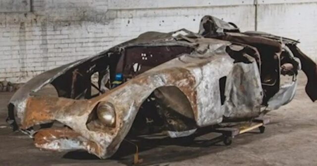 70 ilin “Ferrari”si 2 milyon dollara satıldı