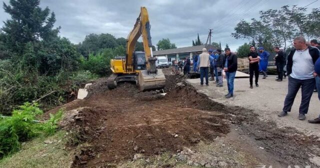 Astarada qəzalı vəziyyətə düşmüş körpünün yerləşdiyi ərazidə hərəkət bərpa olunub