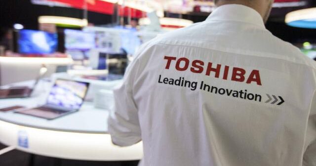 Toshiba 74 illik birja tarixinə son qoymağa hazırlaşır