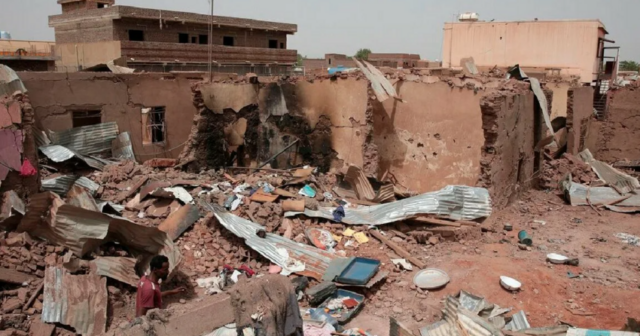 Sudanda bazara hava hücumu zamanı azı 40 nəfər ölüb