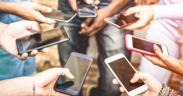 Gürcüstan əhalisinin neçə faizinin mobil telefonu var?
