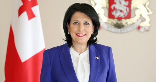 Gürcüstan Konstitusiya Məhkəməsi Prezidentin impiçmentini təsdiqləyib