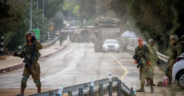 İsrail Avropadakı yüzlərlə hərbçisini orduya cəlb edir