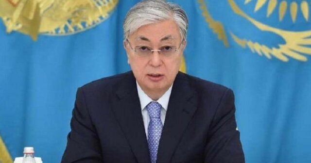Qazaxıstan Prezidenti qəza baş verən əraziyə gəlib