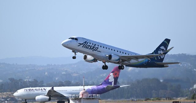 “Alaska Air” “Hawaiian Airlines”ı 1,9 milyard dollara satın alır