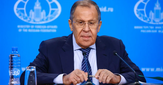 Lavrov: “Qərb Moskvanın vasitəçiliyi ilə Bakı ilə İrəvan arasında razılaşmaların əldə olunmasına mane olur”