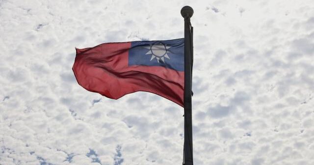 Çinin peyk buraxmasından sonra Tayvanda hava hücumu xəbərdarlığı edilib