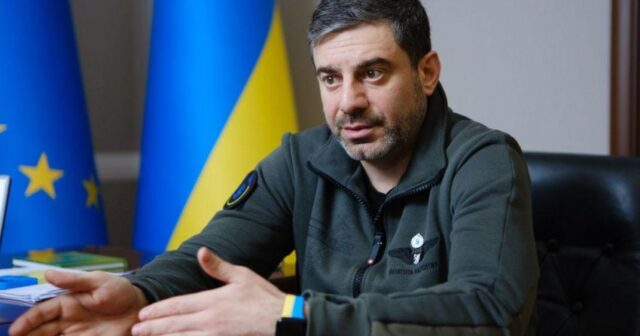 Ukrayna ombudsmanı: “Təyyarədə onlarla insanın olmasına şübhə edirəm”