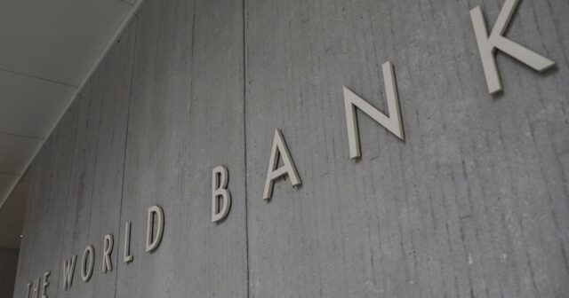 Dünya Bankı: Qəzza iqtisadiyyatı 80 faizdən çox daralıb