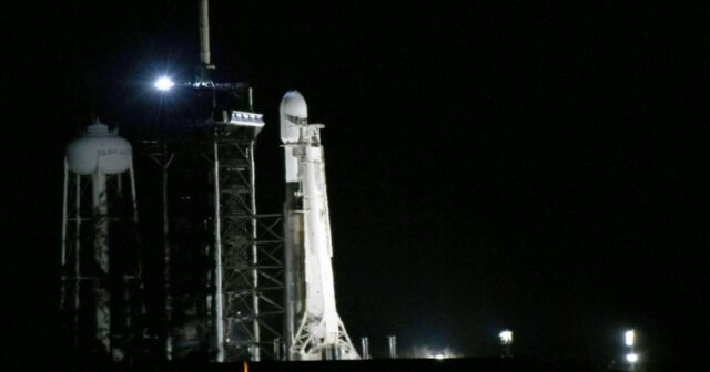 SpaceX Nova-C Aya eniş missiyasının buraxılış tarixi təxirə salınıb