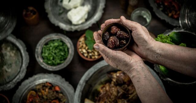 Araşdırma: Oruc tutmaq orqanizmi iltihabdan necə qoruyur?