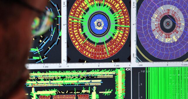 CERN daha böyük Hadron toqquşdurucuya doğru hərəkət edir