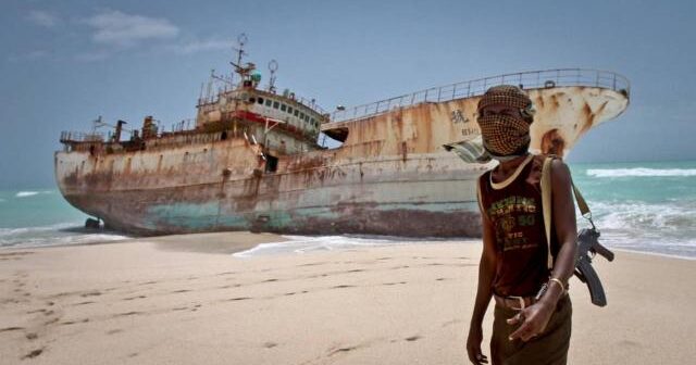 Banqladeş bayraqlı yük gəmisi Hind okeanında silahlı quldurlar tərəfindən qaçırılıb