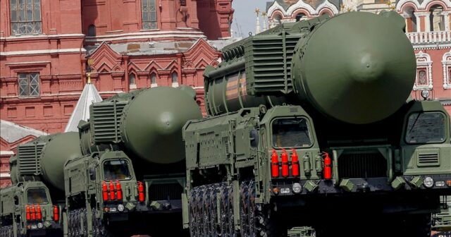 Rusiya nüvə silahı daşıya bilən ballistik “Yars” raketini sınaqdan keçirib