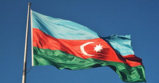 SON DƏQİQƏ! Əskiparada Ermənistan bayrağı endirildi, Azərbaycan bayrağı QALDIRILDI