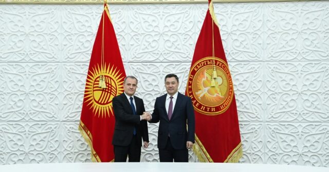 Qırğızıstan Prezidenti Ceyhun Bayramovla görüşdü
