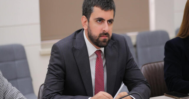 Erməni deputat: Paşinyan istefa vermək məsələsini müzakirə etmək niyyətində deyil